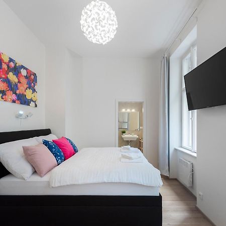 Residence Tesnov Apartment Prága Kültér fotó