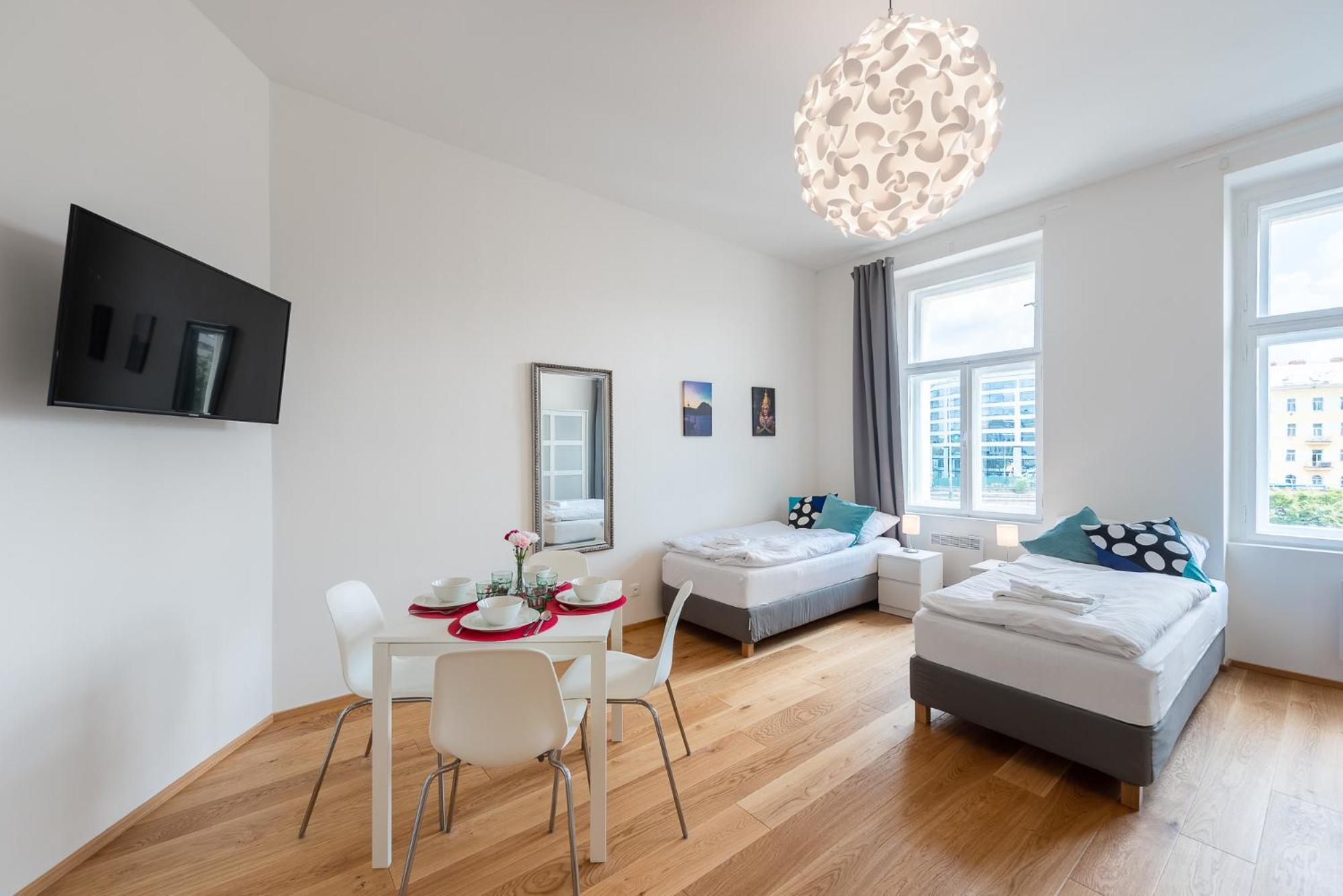 Residence Tesnov Apartment Prága Kültér fotó