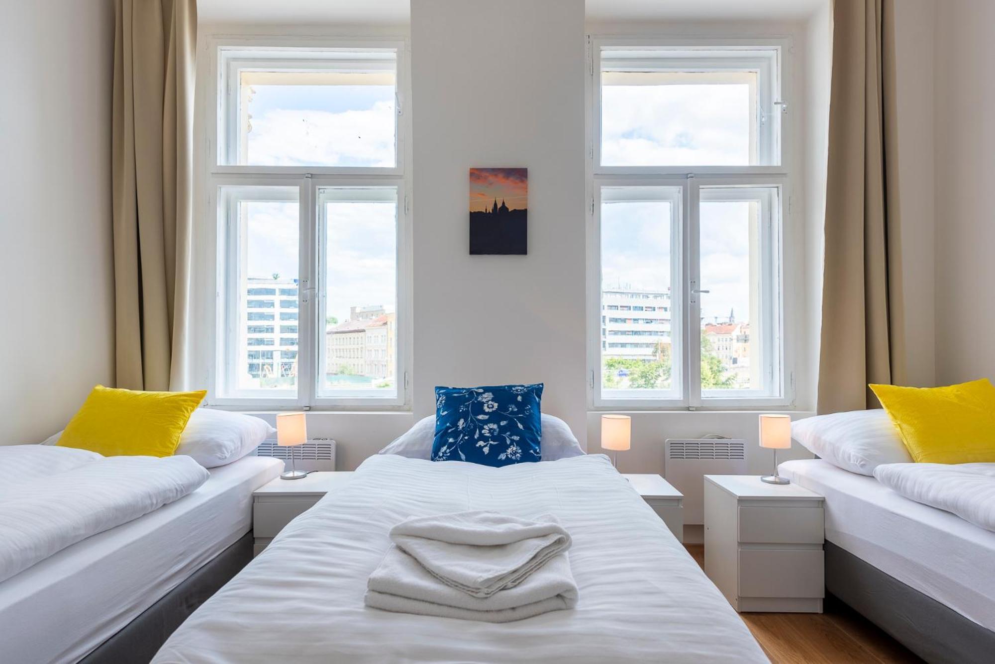 Residence Tesnov Apartment Prága Kültér fotó