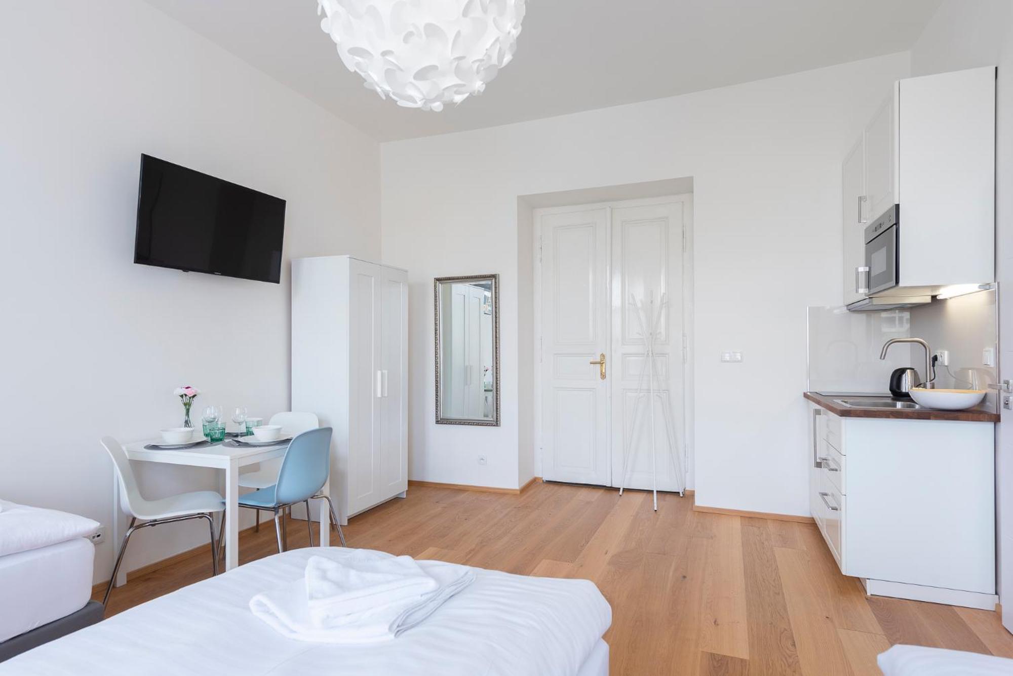 Residence Tesnov Apartment Prága Kültér fotó
